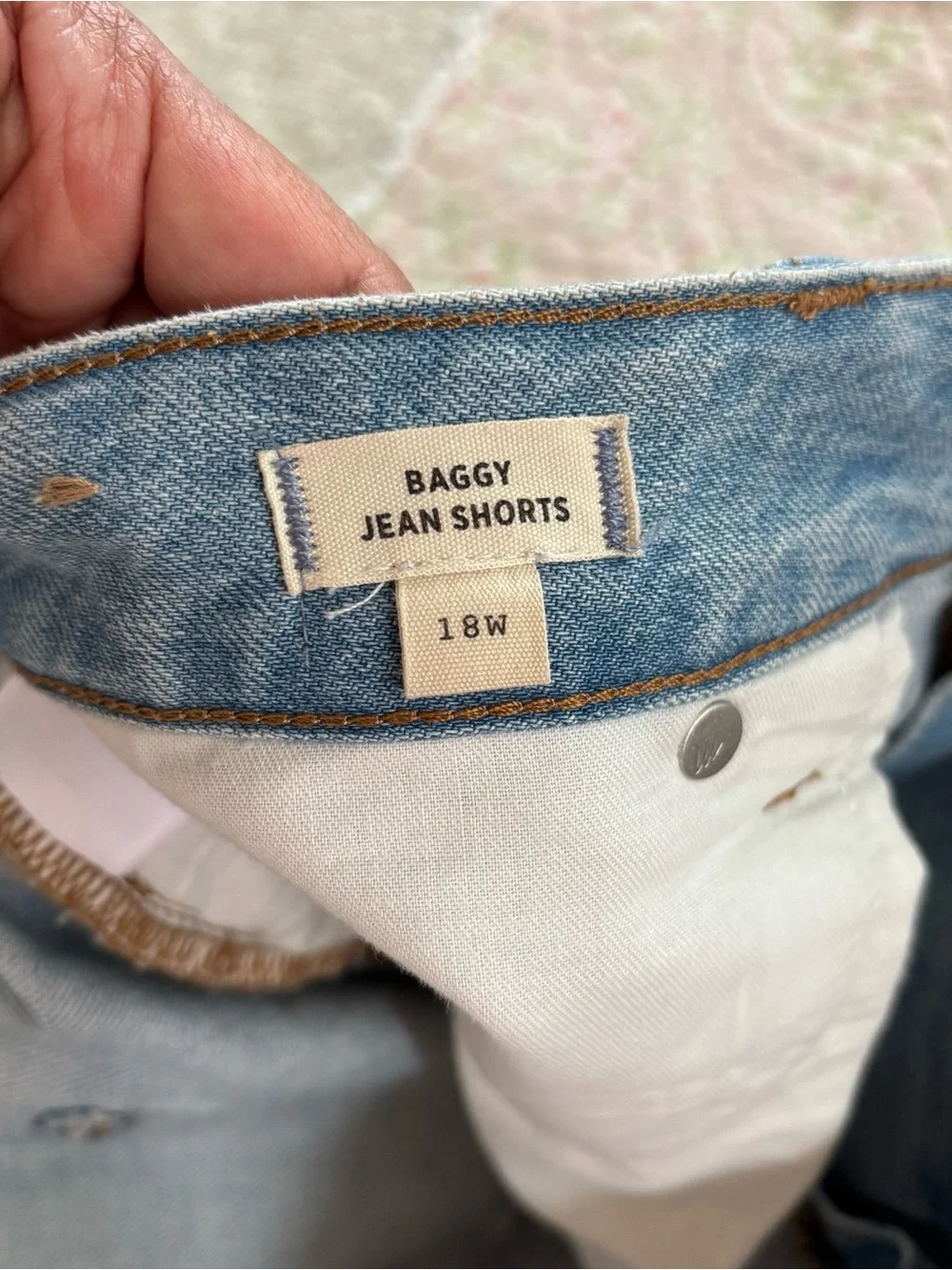 Madewell Baggy Jean Shorts Blue Women's Washed Blue Denim Size 18W Distressed